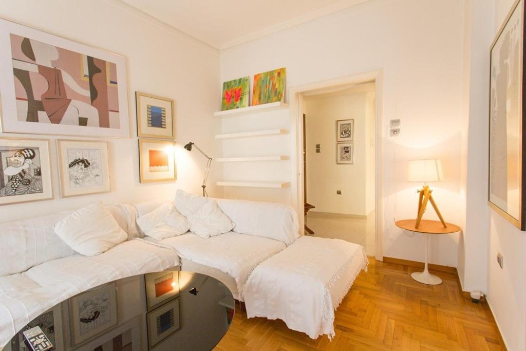 A Cozy Apt In Kolonaki Of Athens Exterior photo